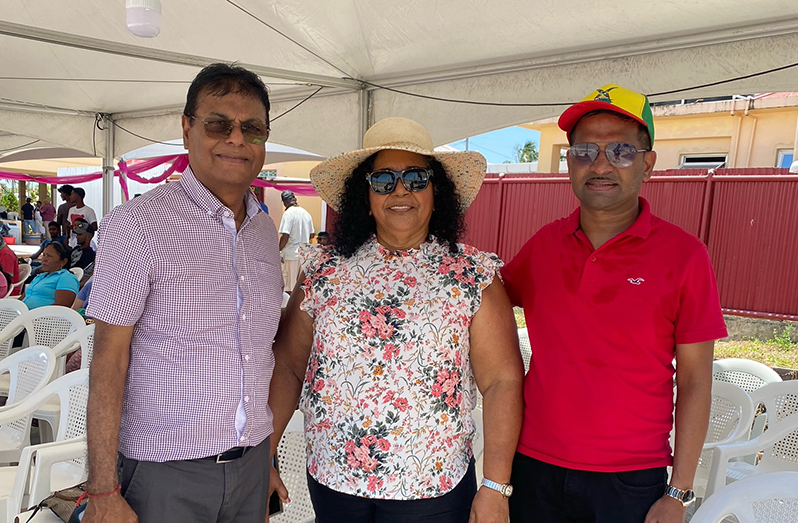 From right to left: Businessman ‘Joe’ Jagmohan, Regional Chairperson, Vilma De Silva and Speaker of the National Assembly, Manzoor Nadir, at the commissioning of the Hampton Court community ground