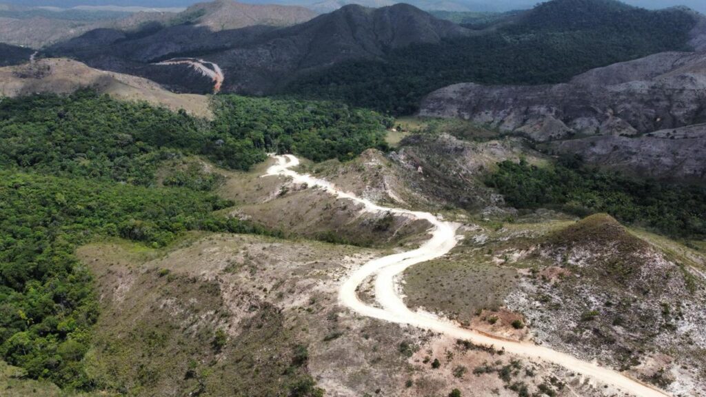 Realignment of Roadway (Mountains) in Region 8